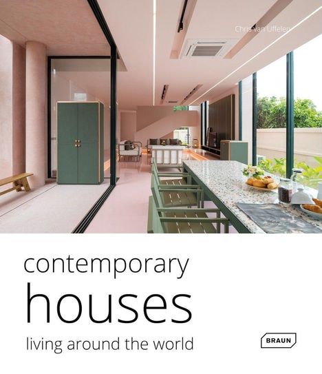 Text: "contemporary houses living around the world". Modernes Interieur mit großen Fenstern und eleganter Einrichtung.