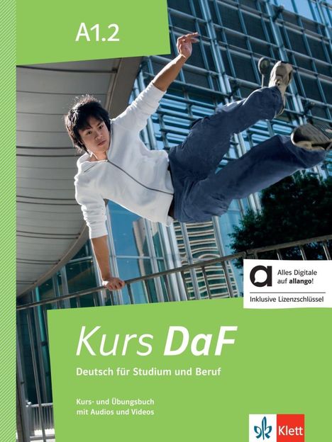 A1.2 Kurs DaF, Deutsch für Studium und Beruf. Mann springt akrobatisch vor einem modernen Gebäude.