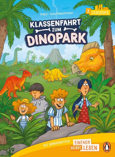 „Klassenfahrt zum Dinopark“, vier Kinder im Dschungel, große Dinosaurier und Palmen, bunte, freundliche Illustration.