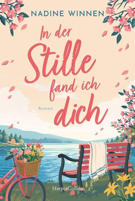 „In der Stille fand ich dich“: Eine Illustration mit einem Fahrradkorb voller Blumen, einer Bank am See und blühenden Bäumen.