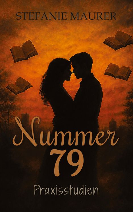 „STEFANIE MAURER, Nummer 79, Praxisstudien“. Eine Silhouette eines Paars vor einem orangefarbenen Hintergrund.