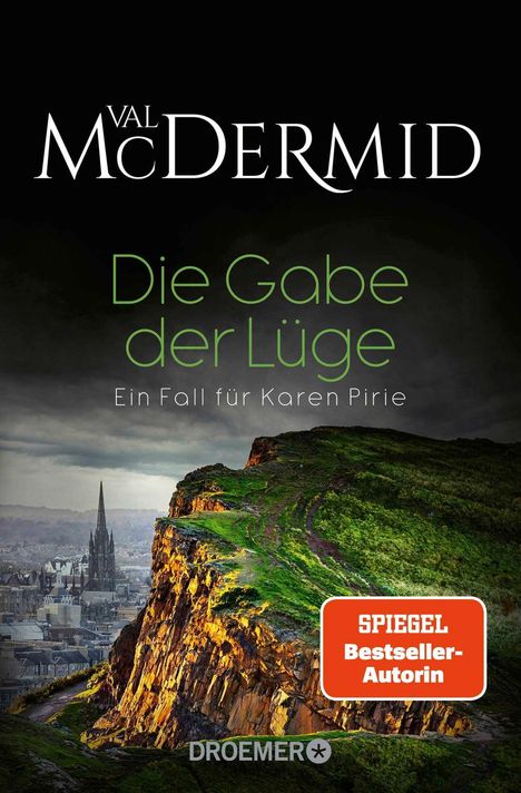 "Die Gabe der Lüge. Ein Fall für Karen Pirie." Oben Landschaft mit grünem Hügel, unten Stadtansicht.