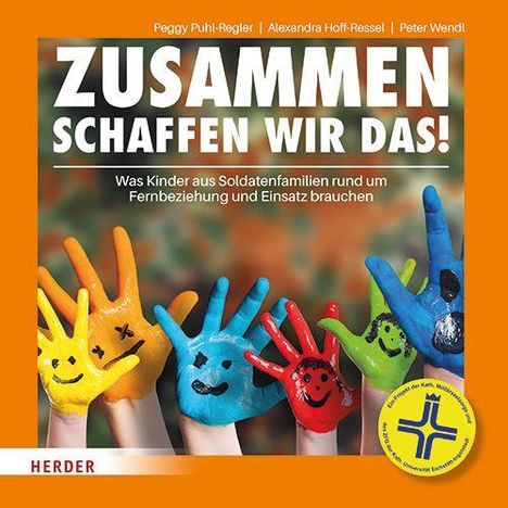 "ZUSAMMEN SCHAFFEN WIR DAS!" Fröhliche, bunt bemalte Kinderhände mit Gesichtern, darunter ein gelbes Logo mit Kreuz.