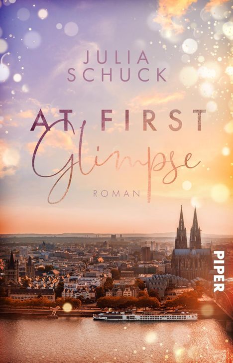 Julia Schuck: At First Glimpse, Buch