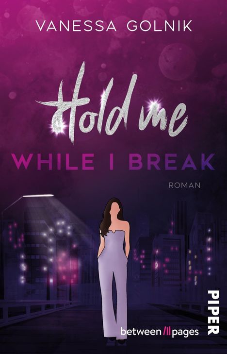 "Hold me while I break" von Vanessa Golnik. Illustration einer Frau in der Stadt, PIPER links, between the pages unten.