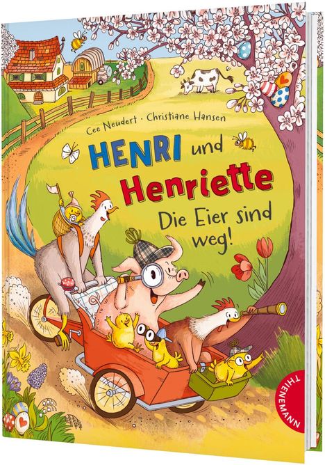 „Henri und Henriette: Die Eier sind weg!“ Ein Schwein mit Detektivhut fährt mit Tieren im Beiwagen.