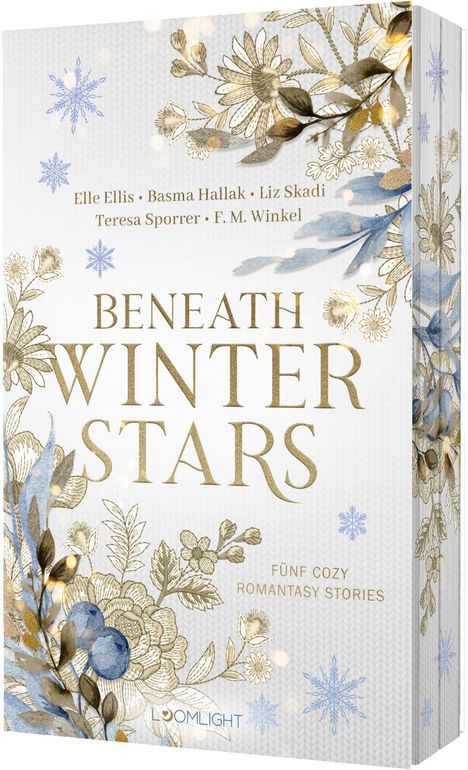 Der Text "Cover Reveal folgt" erscheint auf einem blauen Hintergrund in der oberen Ecke. Darunter wolkenartiges Muster.