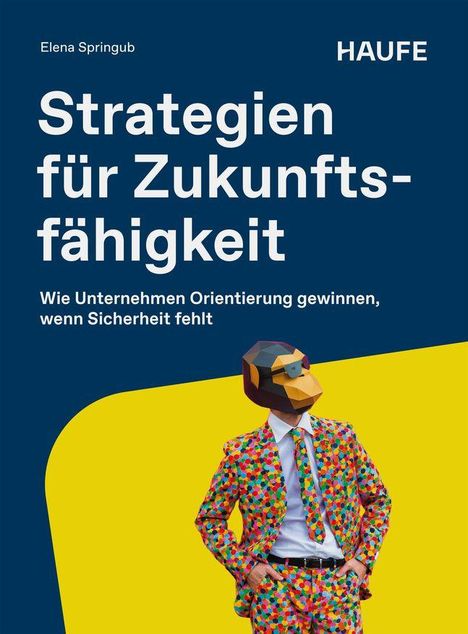 „Strategien für Zukunftsfähigkeit“, bunter Anzug mit abstraktem Löwenkopf, blauer Hintergrund, gelber Akzent.