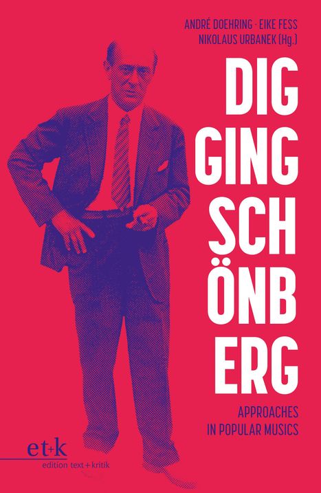 Beschriftung: DIGGING SCHÖNBERG. Illustration eines Mannes im Anzug vor rotem Hintergrund. Links unten: et+k Logo.
