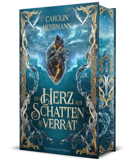 Titel: "Ein Herz aus Schatten & Verrat" von Carolin Herrmann. Ein Herz in einer mystischen, dekorativen Szenerie.