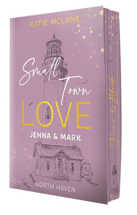 Titel: "Small Town Love - Jenna & Mark" von Katie McLane. Zeichnung eines Leuchtturms und Hauses auf lila Hintergrund.