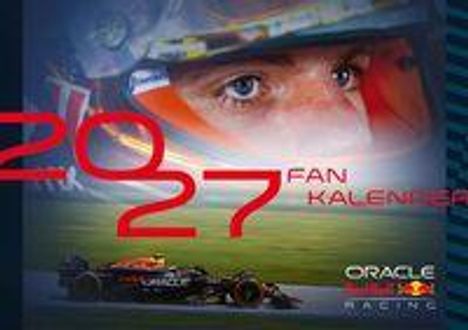 2027 Fan Kalender. Ein Rennwagen auf einer Strecke, prominent ein Gesicht mit Helm. Oracle-Logo unten rechts.