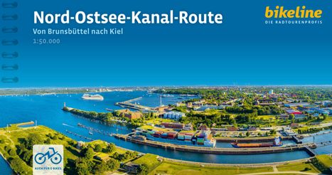 "Nord-Ostsee-Kanal-Route: Von Brunsbüttel nach Kiel 1:50.000. Auch für E-Bikes. bikeline - Die Radtourenprofis." 

Eine Luftaufnahme eines Kanals mit Schiffen und grüner Umgebung.