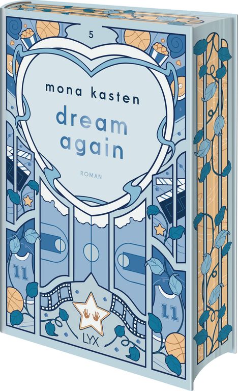 „mona kasten dream again ROMAN“ in blauem Schriftzug, dekoriert mit Basketball-Motiven, Pflanzen und geometrischen Formen.