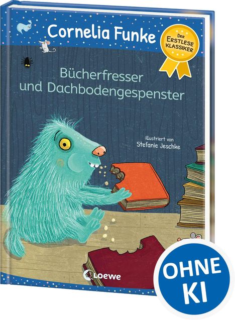 Bücherfresser und Dachbodengespenster. Illustration: Blaues pelziges Wesen beißt in Bücher. Sticker: „OHNE KI“.