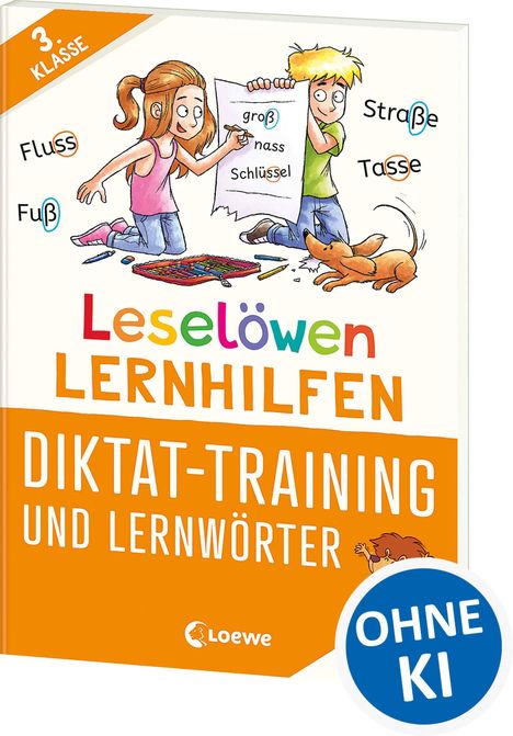 "Leselöwen Lernhilfen: Diktat-Training und Lernwörter. Illustration mit Kindern und Hund, Texte wie 'Fluss', 'Schlüssel', 'Straße'."