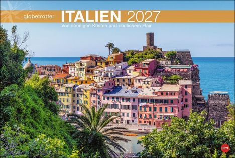 "Italien 2027, Von sonnigen Küsten und südlichem Flair. Bunte Häuser an einer Küste, umgeben von grüner Vegetation."