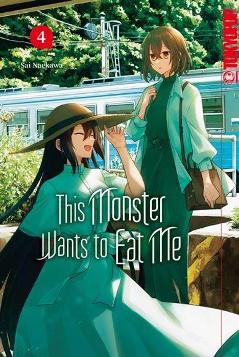 Aufschrift: „This Monster Wants to Eat Me“. Zwei Frauen in eleganter Kleidung vor einem vorbeifahrenden Zug, sonnig, grün.