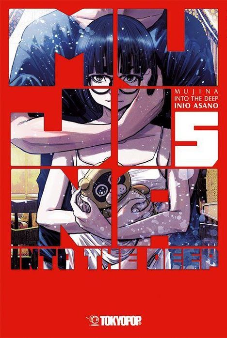 "Mujina Into the Deep, Inio Asano." Illustration einer Person mit Brille, die eine Figur hält, roter Text im Hintergrund.