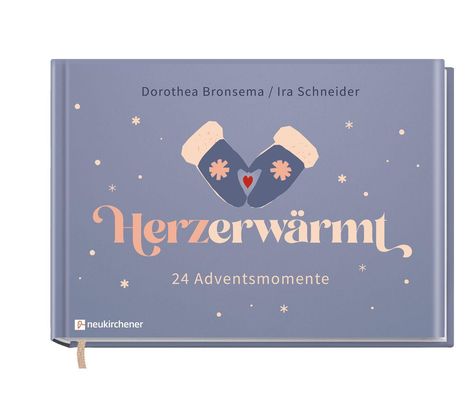 "Herzerwärmt: 24 Adventsmomente" steht in geschwungener Schrift. Zwei Fäustlinge mit Herz und Schneeflocken sind abgebildet.