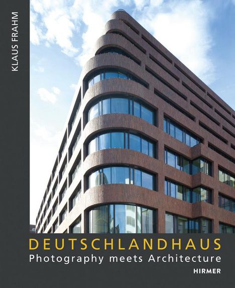 Deutschlandhaus, Buch