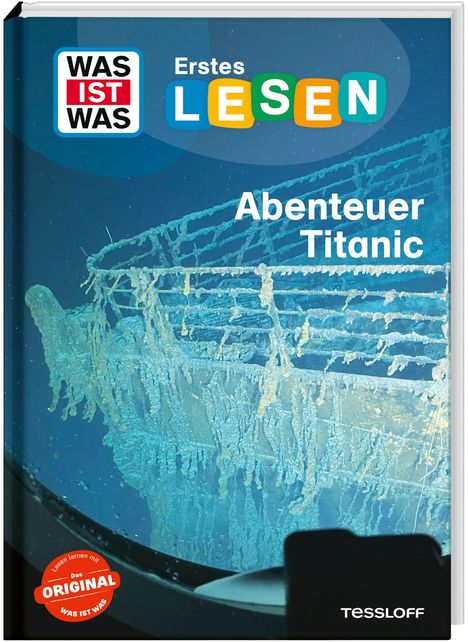 „Abenteuer Titanic“ und „Erstes Lesen“ in bunten Buchstaben vor einem Unterwasserbild des Titanic-Wracks.