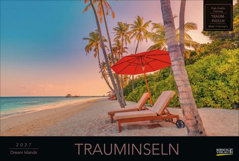 "TRAUMINSELN 2027 Dream Islands." Strand mit Liegen, rotem Schirm, Palmen, und blauem Meer unter rosa Himmel.