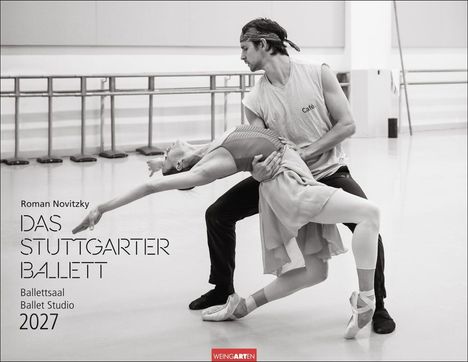 „Roman Novitzky“, „DAS STUTTGARTER BALLETT“, „Ballettsaal“, „Ballet Studio“, „2027“. Ein Tänzerpaar im Ballettsaal.