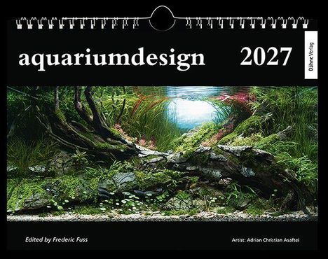 "aquariumdesign 2027", Naturgetreu gestaltetes Aquarienbild, grüner Pflanzenwuchs, bearbeitet von Frederic Fuss.
