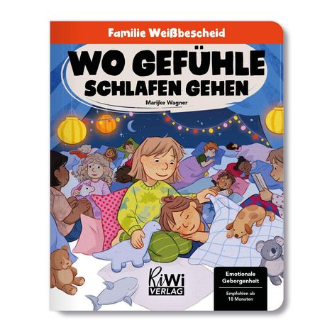 "WO GEFÜHLE SCHLAFEN GEHEN" zeigt Kinder im Schlafanzug, die mit Kuscheltieren auf Matratzen liegen, unter Lichterketten.