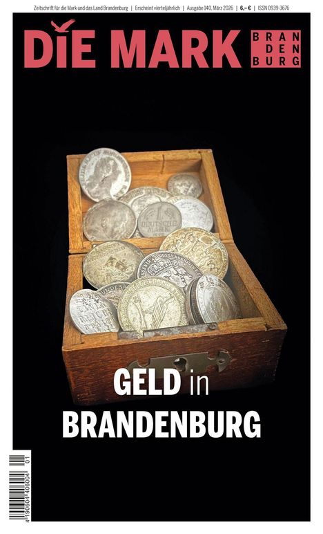 Titel: "DIE MARK", Thema: "GELD in BRANDENBURG". Eine Holzkiste voller Münzen.