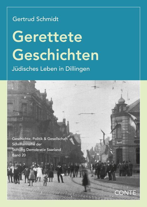 „Gertrud Schmidt: Gerettete Geschichten – Jüdisches Leben in Dillingen.“ Historische Aufnahme einer Straßenszene.