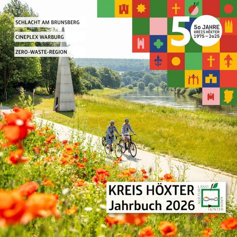 Texte: "Schlacht am Brunsberg", "Cineplex Warburg", "Zero-Waste-Region", "50 Jahre Kreis Höxter 1975–2025", "Kreis Höxter Jahrbuch 2026." Untertitel ein Logo. Zwei Radfahrer auf einem Weg entlang eines Flusses.
