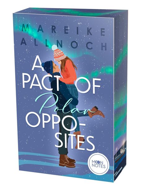 „A Pact of Polar Opposites“ von Mareike Allnoch. Ein verschneites Cover mit einem sich umarmenden Paar vor Nordlichtern.