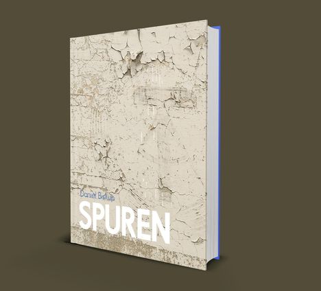 Daniel Biskup: Spuren, Buch