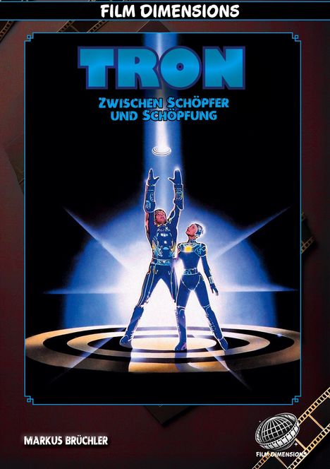 TRON – ZWISCHEN SCHÖPFER UND SCHÖPFUNG. Zwei digital aussehende Menschen in futuristischen Anzügen mit Lichtstrahlen.