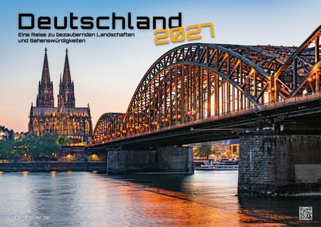 Text: "Deutschland 2027. Eine Reise zu bezaubernden Landschaften und Sehenswürdigkeiten." 

Hohenzollernbrücke bei Sonnenuntergang mit beleuchtetem Kölner Dom im Hintergrund.