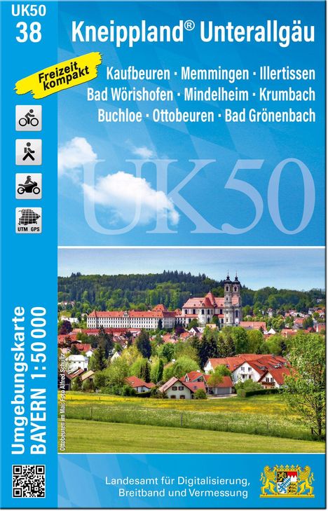 "Kneippland® Unterallgäu" und Städtenamen auf blauem Hintergrund. Eine Landschaft mit Gebäuden und ein Wappen unten.
