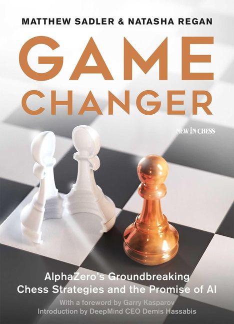 "GAME CHANGER" steht groß in der Mitte. Zwei Schachfiguren, ein weißer Bauer und ein goldener Bauer, auf einem Schachbrett.