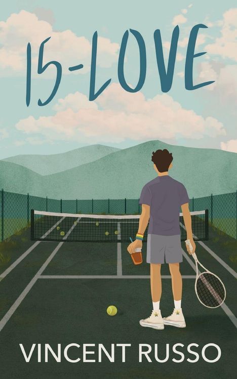 „15-LOVE“ oben, „VINCENT RUSSO“ unten. Ein Spieler steht auf einem Tennisplatz, hält einen Schläger und ein Getränk.