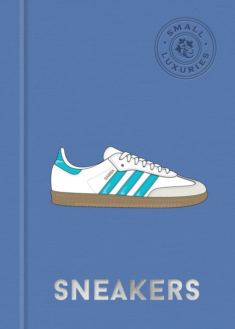 „SMALL LUXURIES“, „SNEAKERS“. Illustration eines weißen Sneakers mit blauen Details auf blauem Hintergrund.