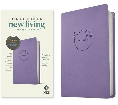 "Holy Bible, new living translation." Lila Buch mit floraler Verzierung und „Premium Value Thinline“ Hinweis.