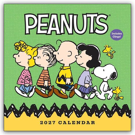 „PEANUTS 2027 CALENDAR“ steht oben im Bild auf grünem Hintergrund. Darunter laufen fünf Comicfiguren nebeneinander.