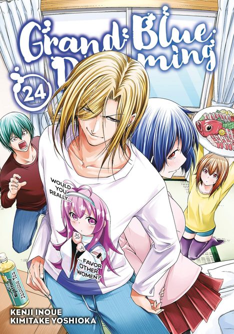 „Grand Blue Dreaming 24“. Eine Animefigur trägt ein T-Shirt mit „Would you really… favor other women?“ Fünf Personen in einem hellen Raum.