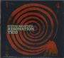 Text: "STEVEN BERNSTEIN RESONATION TRIO". Illustration: Rote Spirale auf schwarzem Hintergrund.