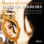 "Mishka Rushdie Momen, Hall of Mirrors, Couperin, Rameau, Jacquet de La Guerre" steht über einem Spiegelbild einer Frau.