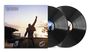 Text: QUEEN, MADE IN HEAVEN. Darunter eine Statue mit erhobenem Arm, Seeblick, zwei Schallplatten.