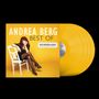 "ANDREA BERG BEST OF" und "DAS REKORD ALBUM DAS KANN UNS KEINER NEHMEN". Gelbe Vinyl-Schallplatte, Frau auf Stuhl.
