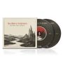 "Neal Morse & The Resonance: River of Light." Zu sehen ist eine Flusslandschaft, flankiert von CDs.