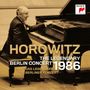 Text: HOROWITZ, THE LEGENDARY BERLIN CONCERT 1986, DAS LEGENDÄRE BERLINER KONZERT. Ein Mann am Klavier. Sony Classical Logo.